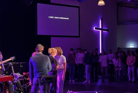Gebedsavond: bidden voor elkaar